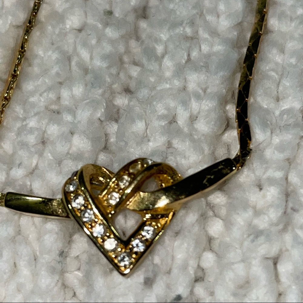 Vintage Christian Dior necklace with a heart pendant - Picture 2 of 8